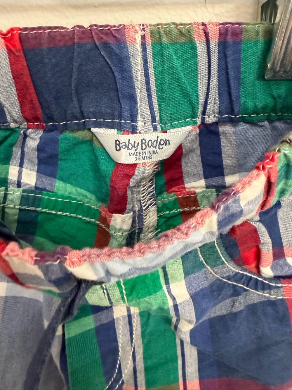 Baby Boden Multicolor Plaid Drawstring Shorts - Green, Blue, Red boys 3-6 months - Picture 7 of 9